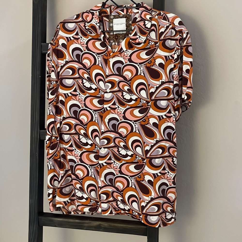 Groovy men’s button down shirt